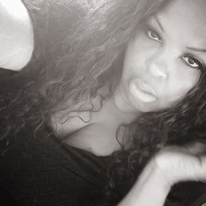 Meet your Posher, Katina